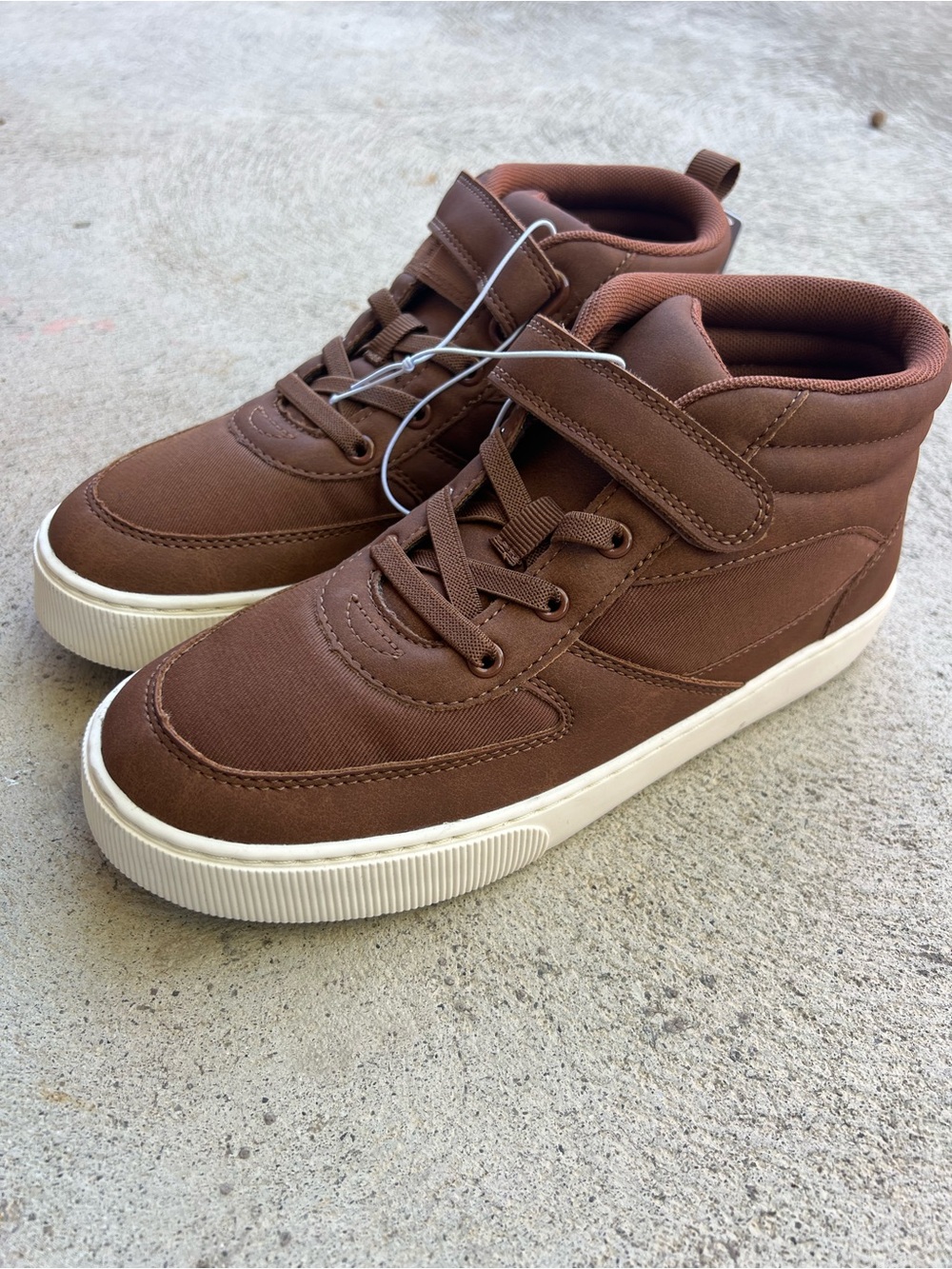 Cat & Jack Hugh Brown Sneaker Boots Kids Size 4 NWT